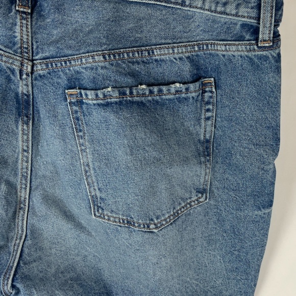 NWT: old navy High-Waisted Slouchy Straight Cut-Off Jean Shorts (22) - Picture 8 of 12